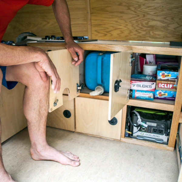 alex-honnold-snack-storage_ph.jpg