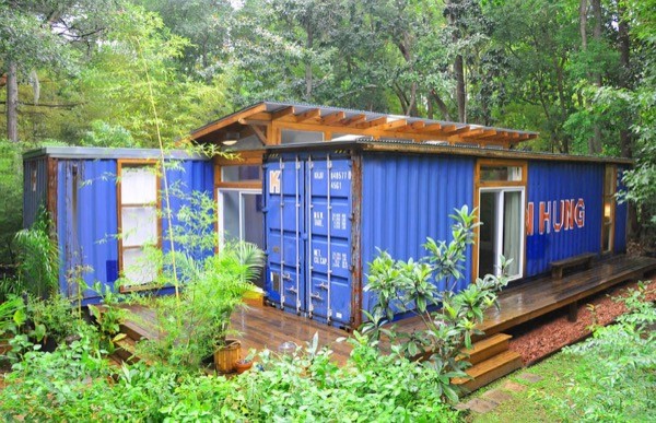 Artist-Shipping-Container-Home-Studio-003-600x387.jpg