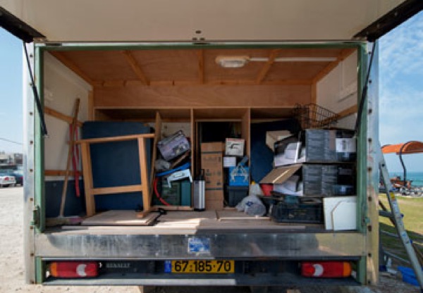 box-truck-to-solar-mobile-cabin-009.jpg