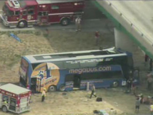 megabus-crash-0802.jpg