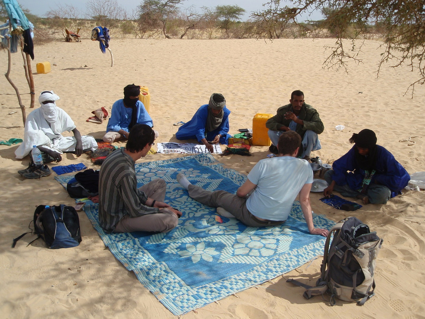 timbuktu-tuareg-camp-bargaining-again.jpg