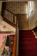 stairway to 2nd floor_10-08-2013_003.jpg