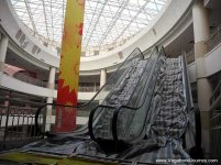 new-south-china-mall-11.jpg
