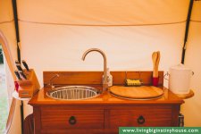 KITCHENETTE.jpg