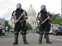 riot-cop-300x225.jpg