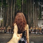 photographer-follows-girlfriend-around-the-world-holding-hand-photo-series-16.jpg