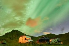 northern-lights-aurora-lofoten-by-campervan-haukland-beach-9-700x467.jpg