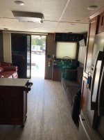 houseboat2.jpg