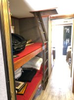 houseboat3.jpg