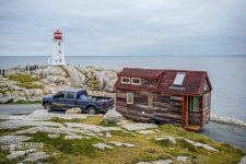 tiny-house-giant-journey-mobile-home-jenna-guillame-6.jpg