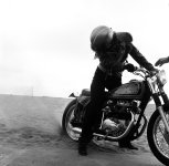 640x630xgirlsonbikes4.jpg