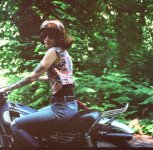 640x493xgirlsonbikes16.jpg