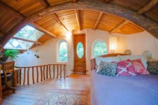arched-cob-house.jpg