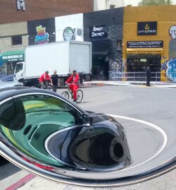 1000000241_mirror.jpg