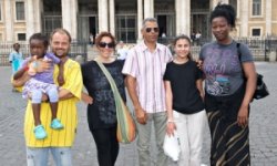 Squatters-outside-church--011.jpg