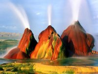 fly-geyser-green.jpg