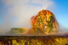 fly-geyser-4.jpg