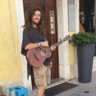 Troubadour90