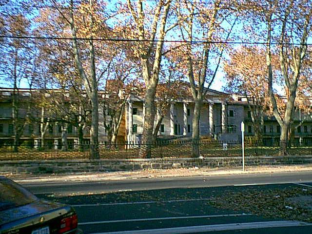 Click for original image 77k 640x480